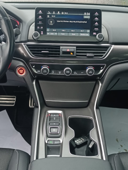 
										HONDA ACCORD XLE full									